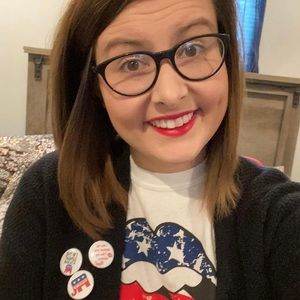 Meet your Posher, Cassie